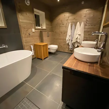 Hemsedal 200m2 /5 Sov/10 Senger/2 Familier Hébergement de vacances *