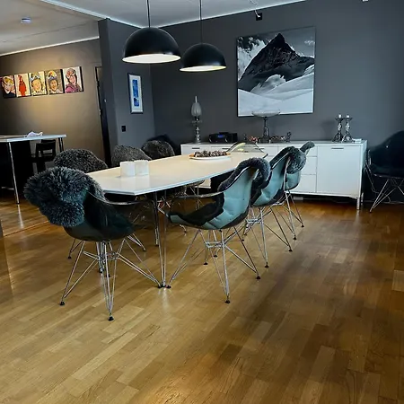 Hemsedal 200m2 /5 Sov/10 Senger/2 Familier Casa vacanze