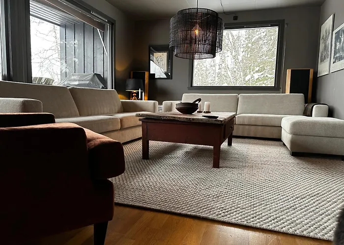 Hemsedal 200m2 /5 Sov/10 Senger/2 Familier 펜션 *