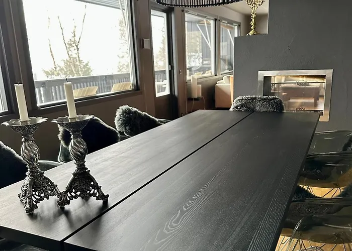 Hemsedal 200m2 /5 Sov/10 Senger/2 Familier 펜션 Ulsak