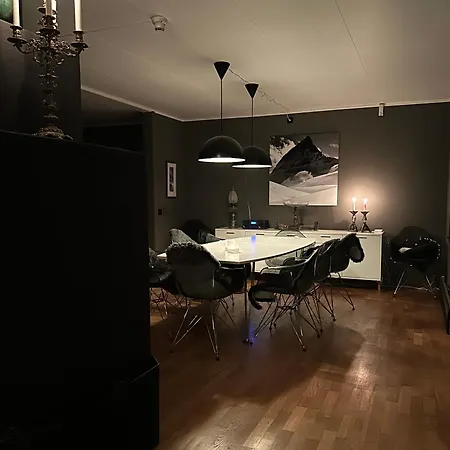 Hemsedal 200m2 /5 Sov/10 Senger/2 Familier Ulsak